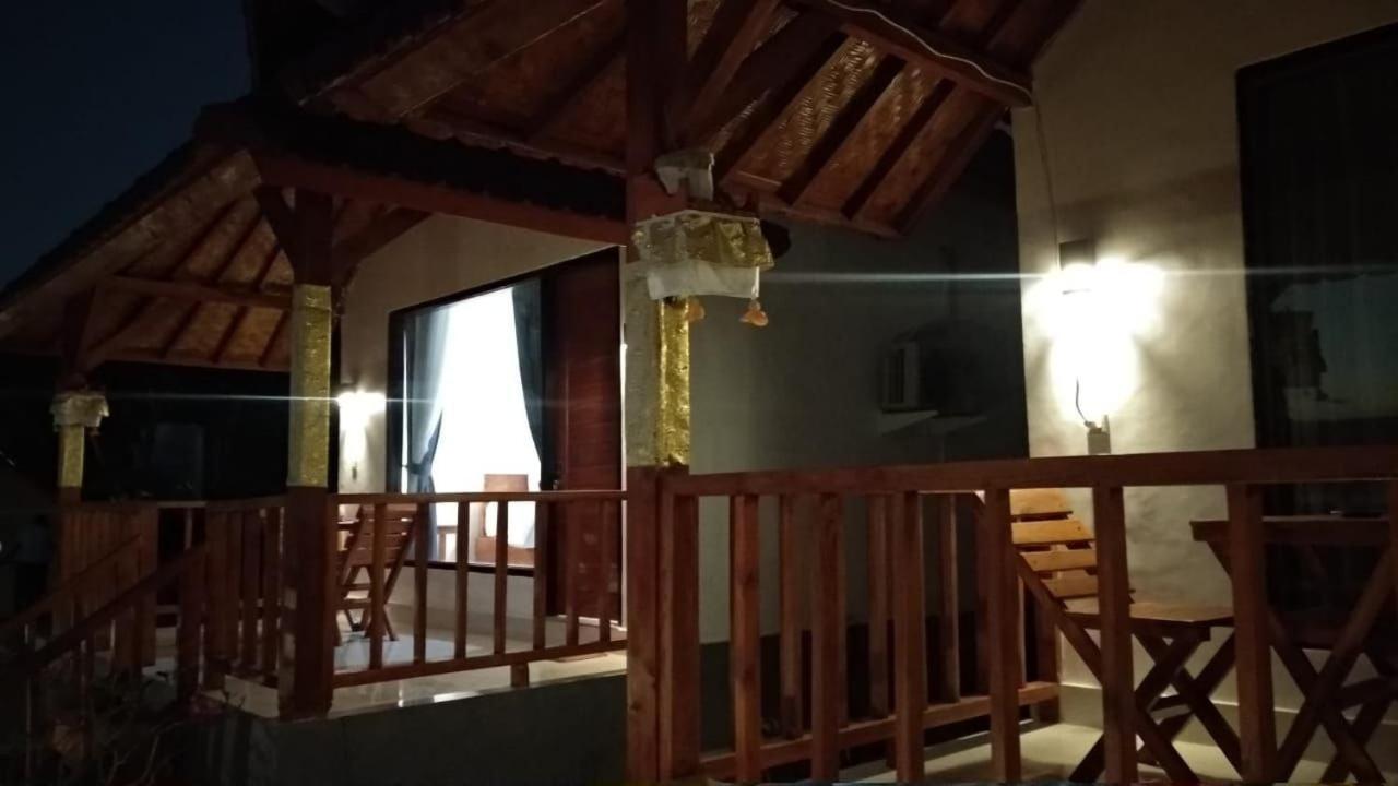 Vina Bungalow Toyapakeh Bagian luar foto